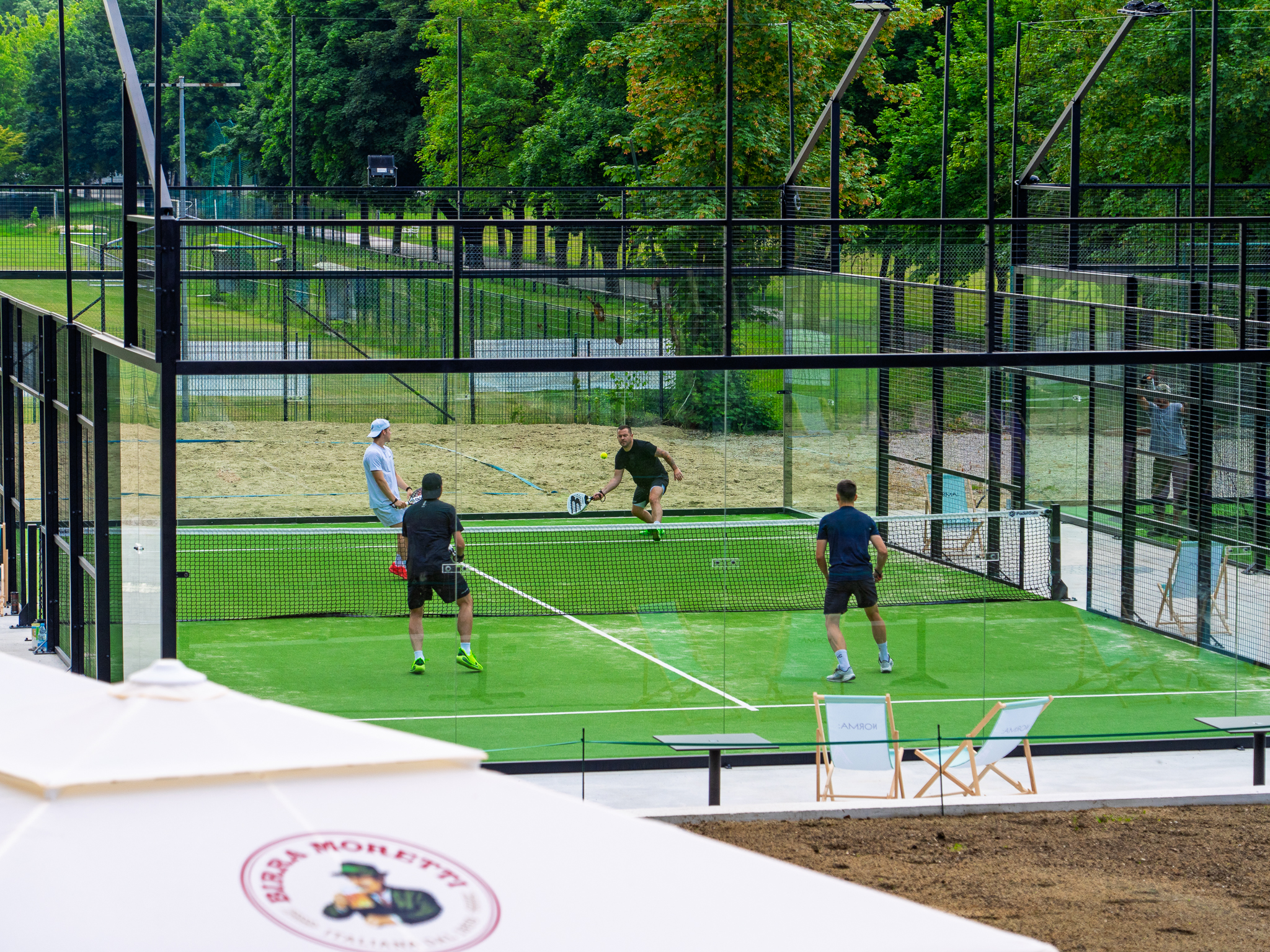 Zunanje padel igrišče v Harmoniji Mengeš